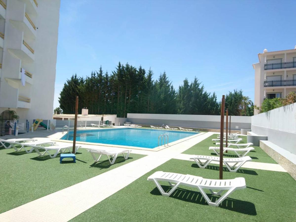 Apartamento T1 Com Piscina, Em Montechoro, Albufeira, Algarve Apartment Exterior photo