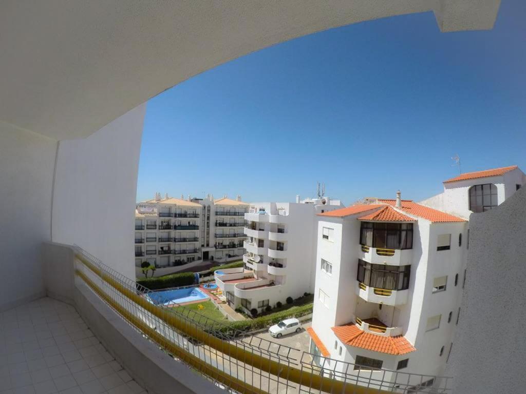 Apartamento T1 Com Piscina, Em Montechoro, Albufeira, Algarve Apartment Exterior photo